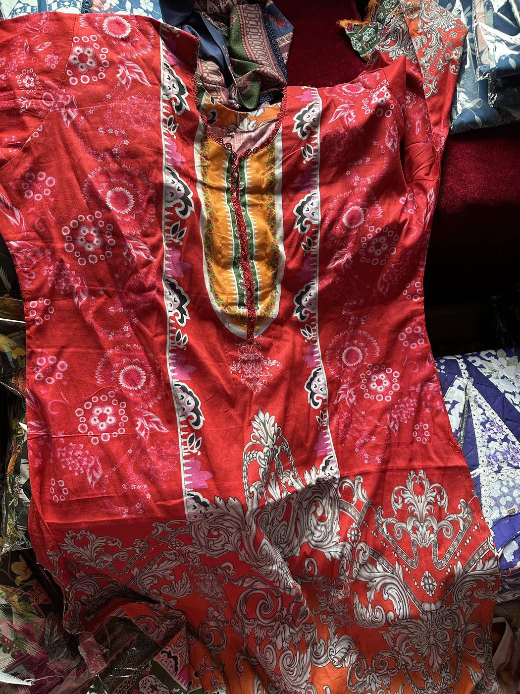 Lal Komola