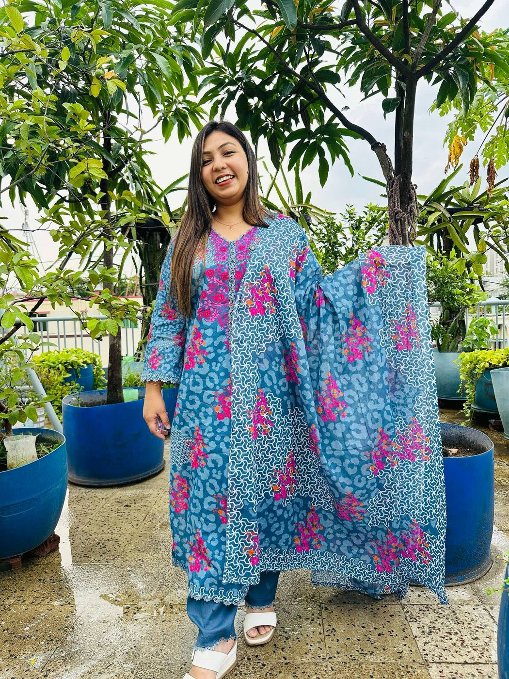 Surma Magenta Phool