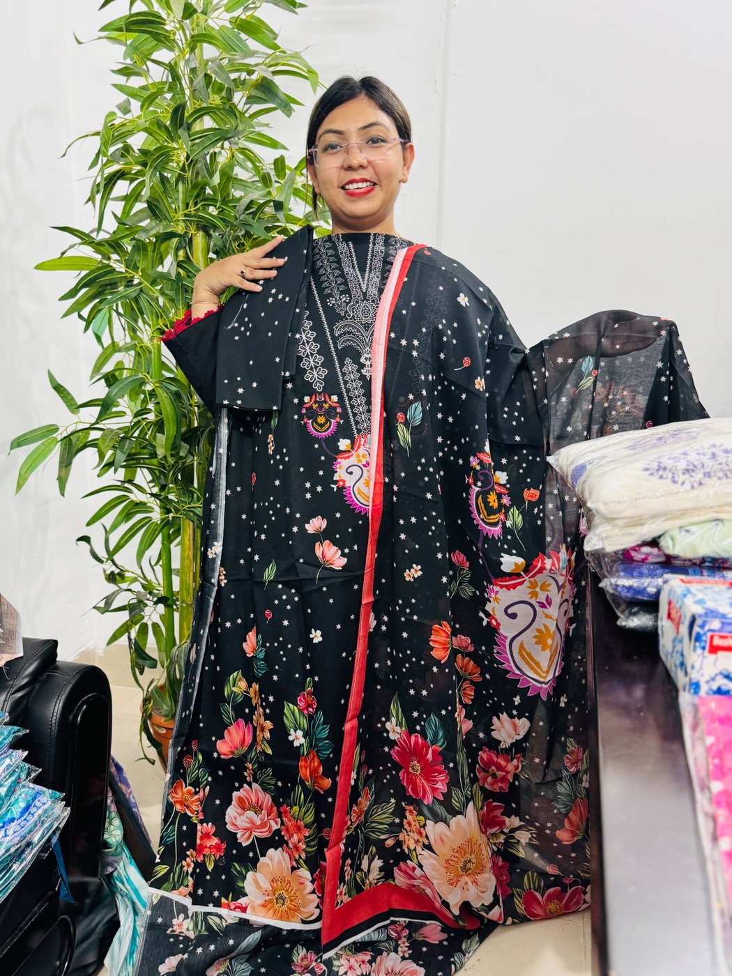 Black Phool Bin Hameed