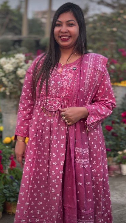 Gaun (Pink)