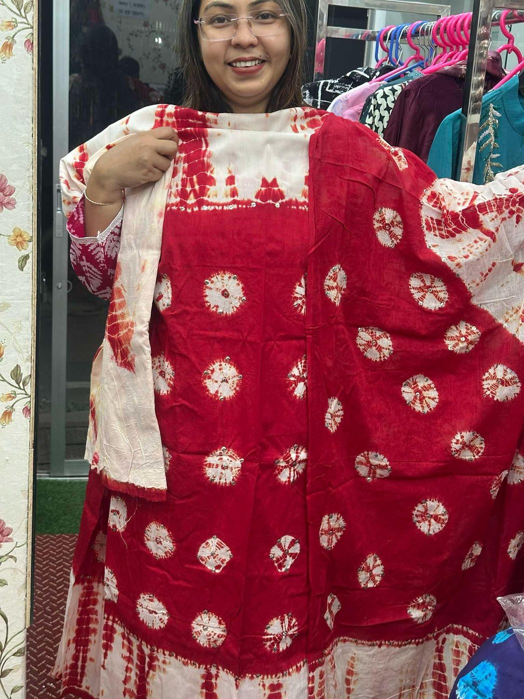 Batik Red Chundri