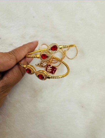 Chain &amp; Bracelet Combo