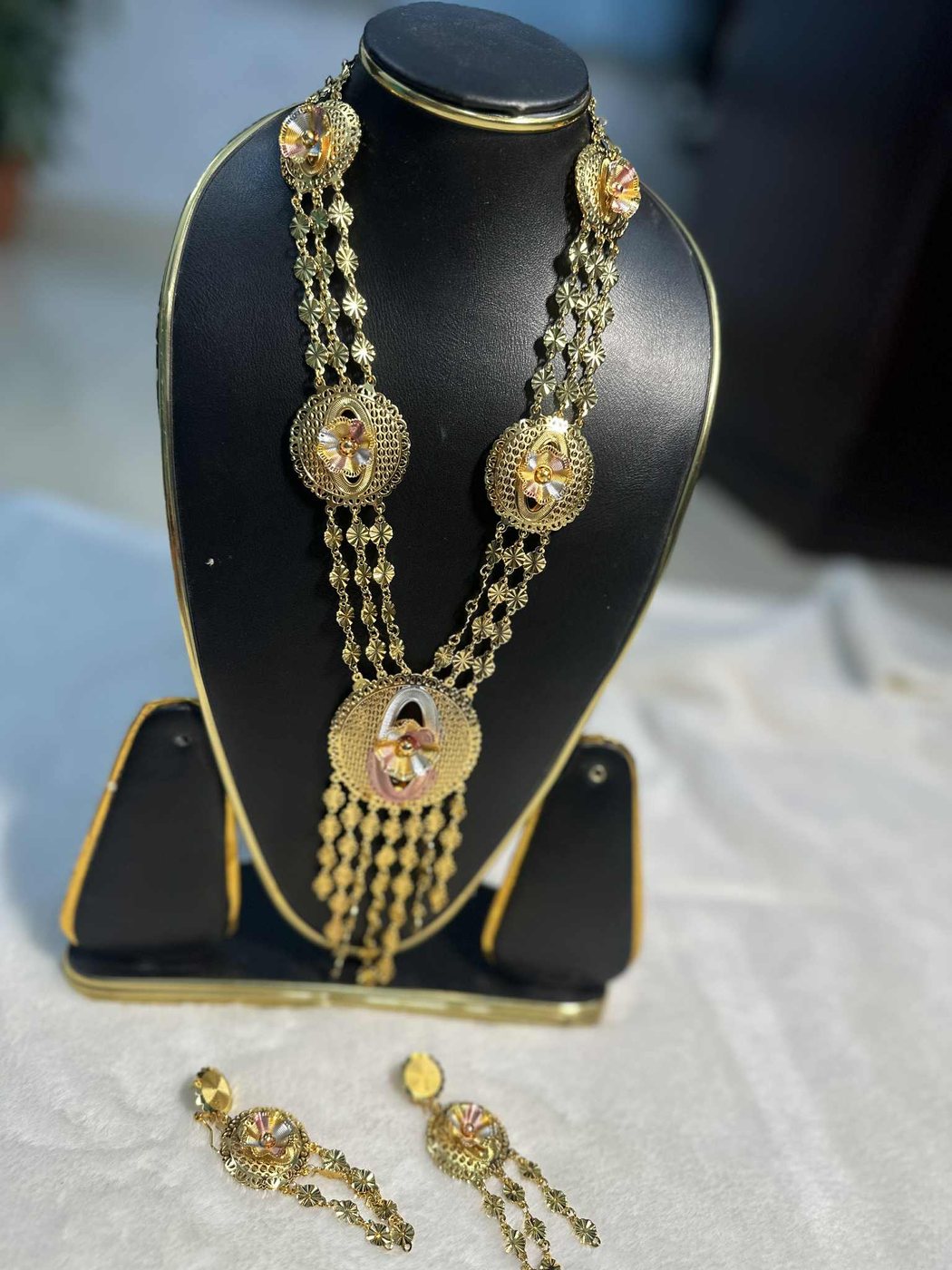 Neck set
