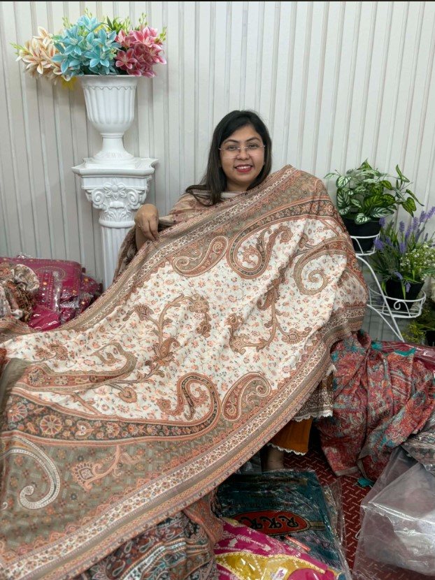 Kashmiri Kani Shawl